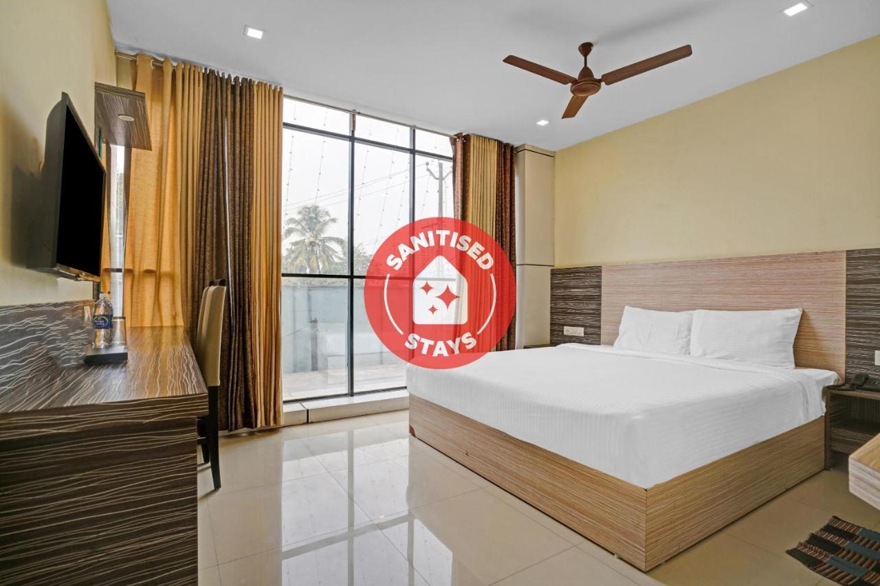 Capital O 87015 Hotel Al Salama Kochi Exteriör bild